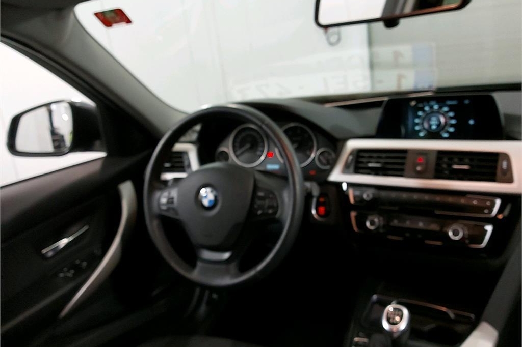 BMW 3er Touring 2017 фото 5