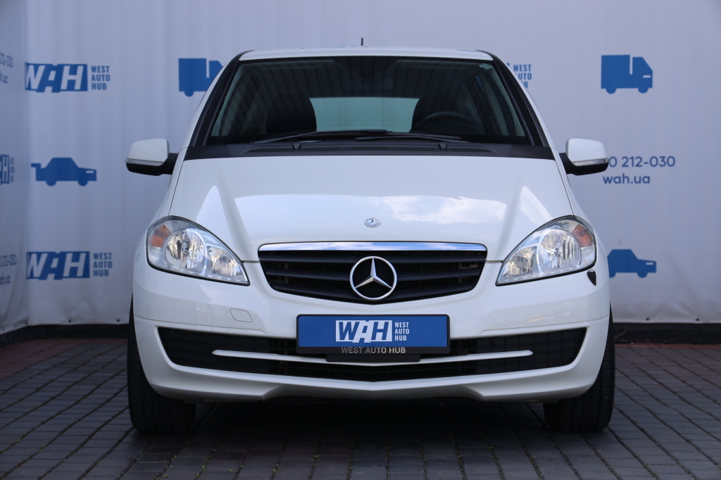 Mercedes-Benz A-Class A180 W169 2011 photo 1