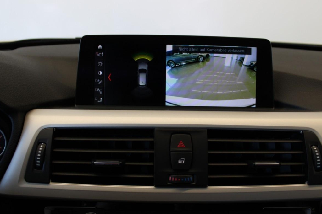 BMW 3er Touring 2018 фото 3