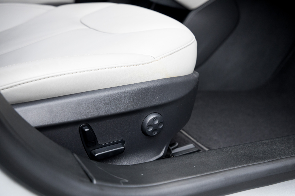 Tesla Model S 70D 2014 фото 20