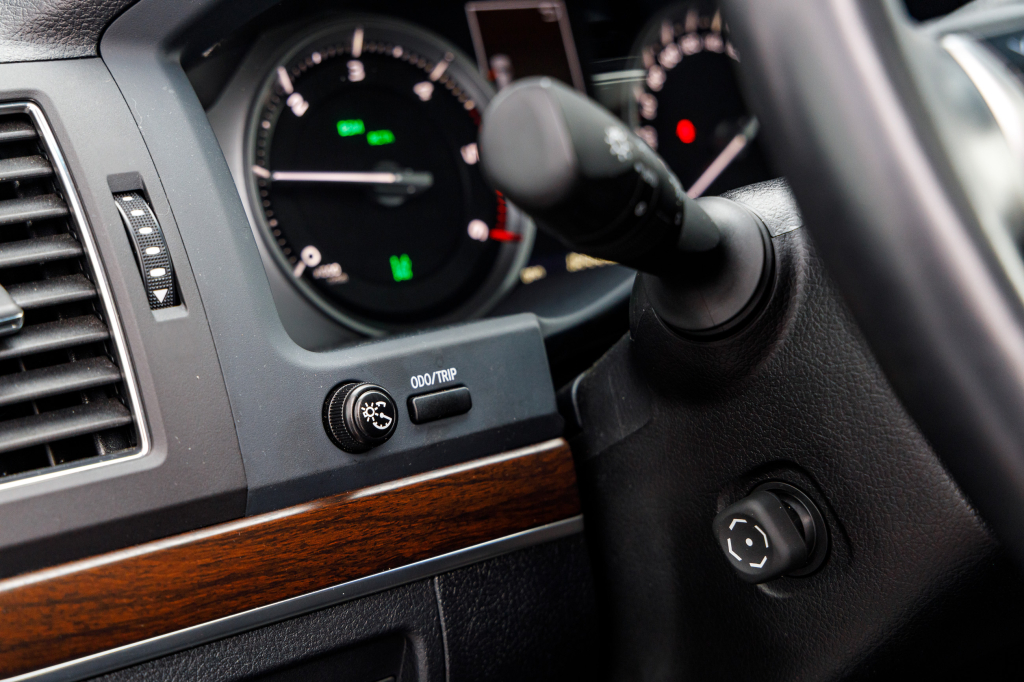 Toyota Land Cruiser 200 2018 photo 11