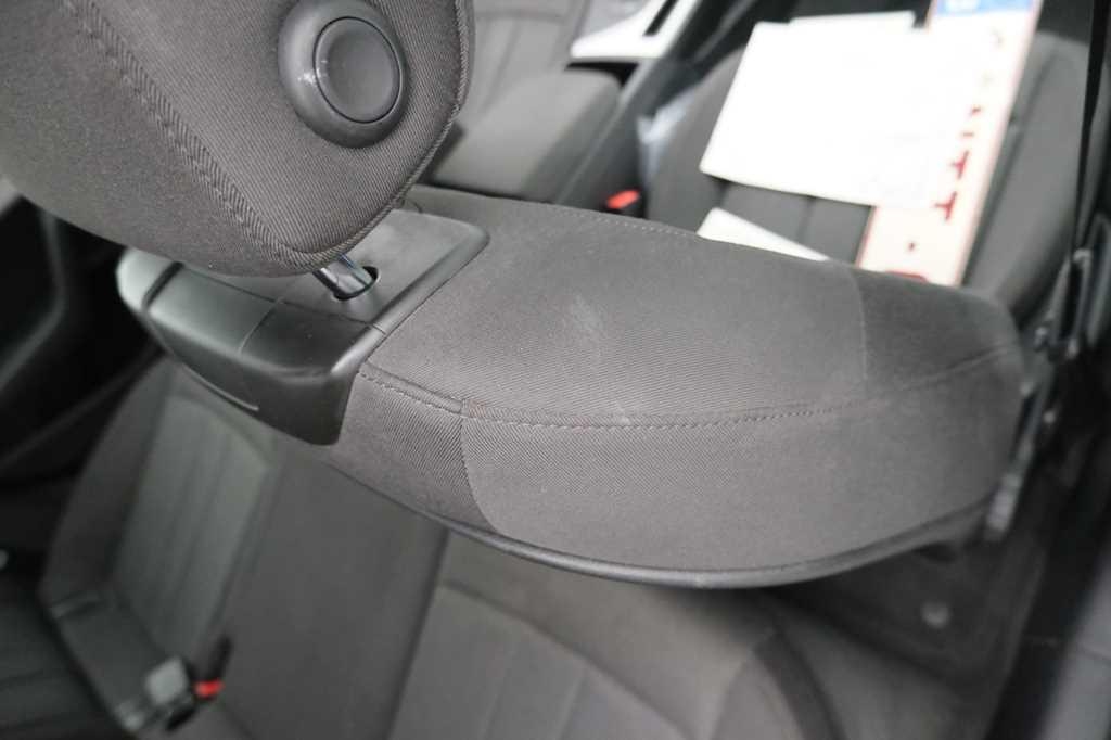 Audi A4 Avant 2016 фото 17