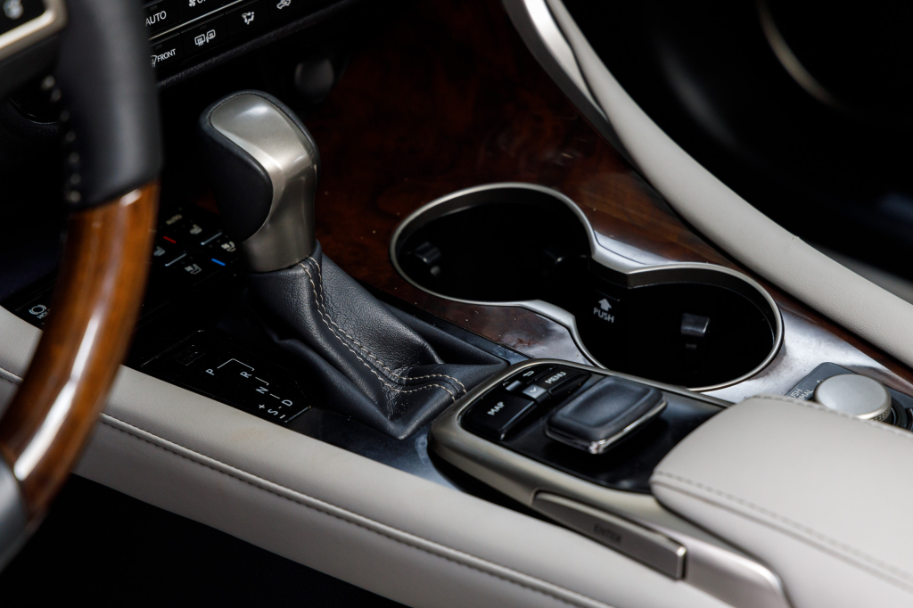 Lexus RX 350 2016 фото 45