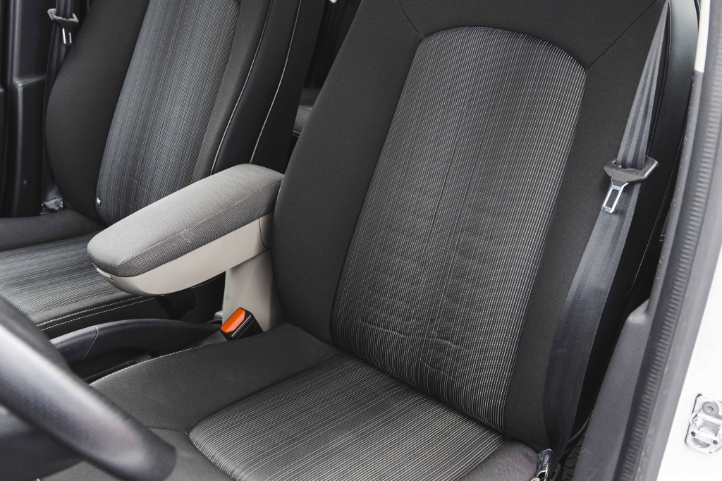 Renault Zoe 2016 фото 16