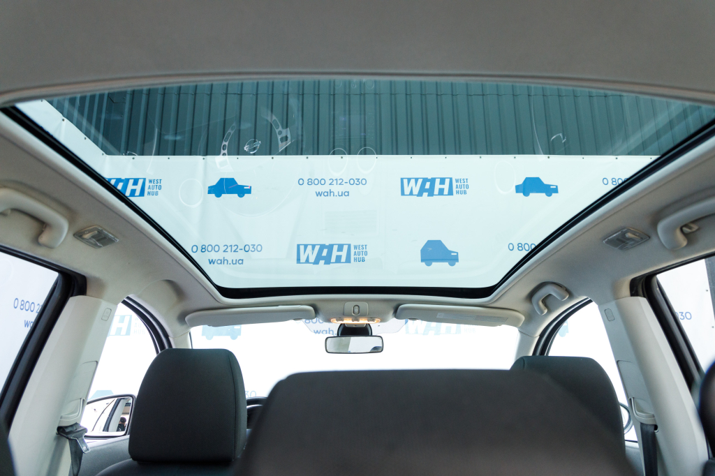 Nissan Qashqai+2 AWD 2010 photo 25