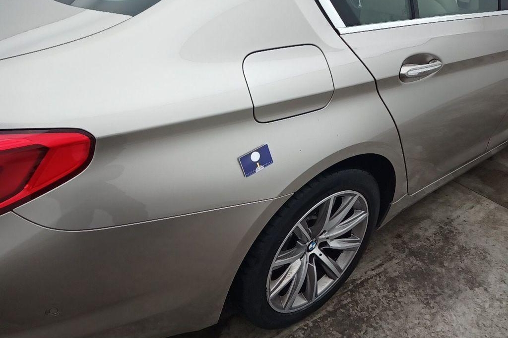 BMW 5 Series 2017 фото 16