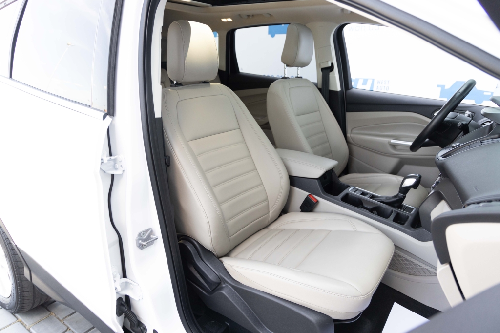 Ford Escape SEL 2019 фото 29