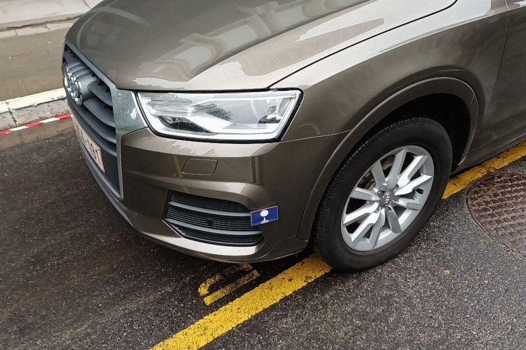 Audi Q3 2016 фото 9