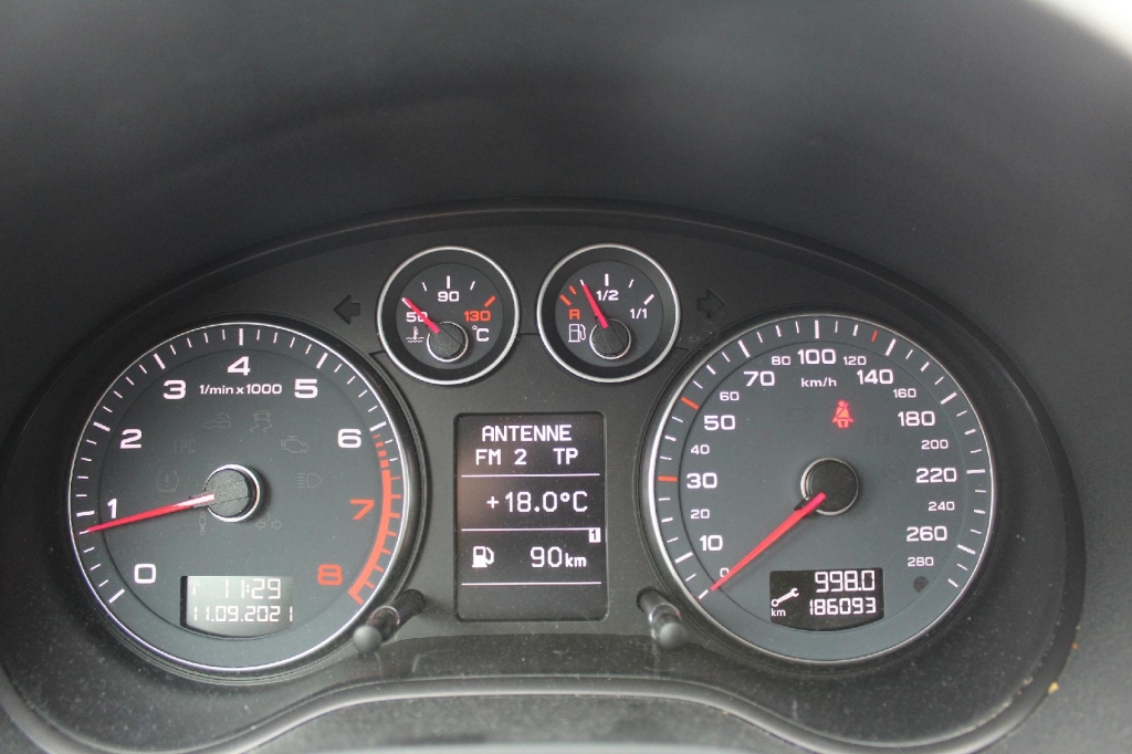 Audi A3 Sportback 2011 фото 5