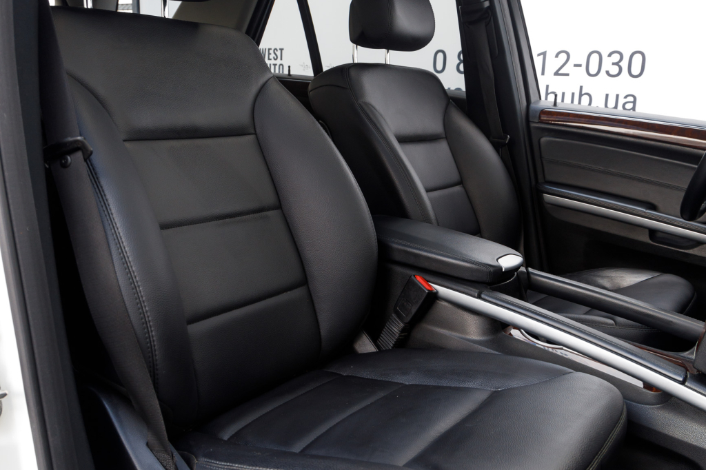 Mercedes-Benz ML 350 2011 photo 17