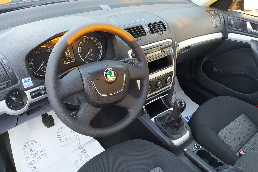 Skoda Octavia A5 фото 28