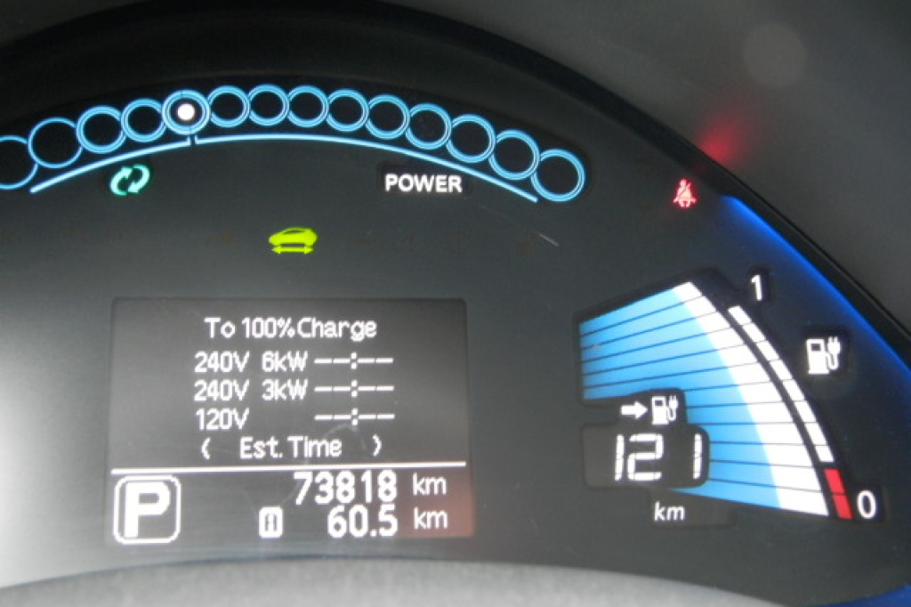 Nissan Leaf S 2014 photo 6