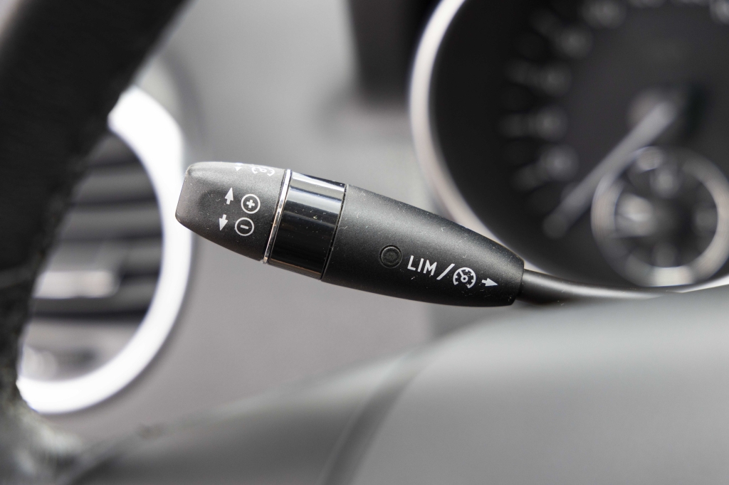 Mercedes-Benz M-Class ML500 W164 2006 фото 31