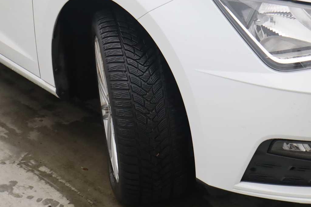 SEAT Leon 2017 фото 13