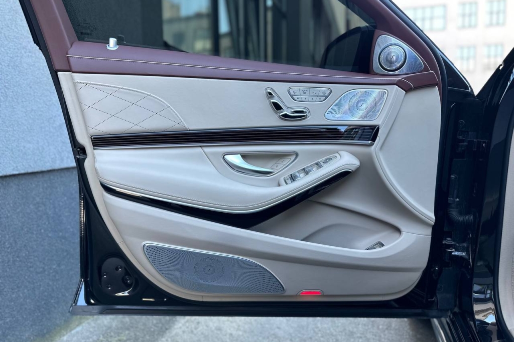 Mercedes-Benz S-Class 63 AMG 2018 photo 8