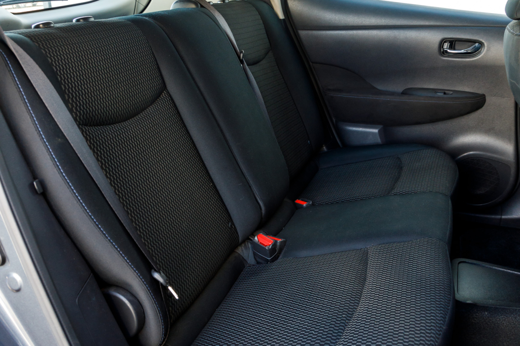 Nissan Leaf S 2013 фото 13