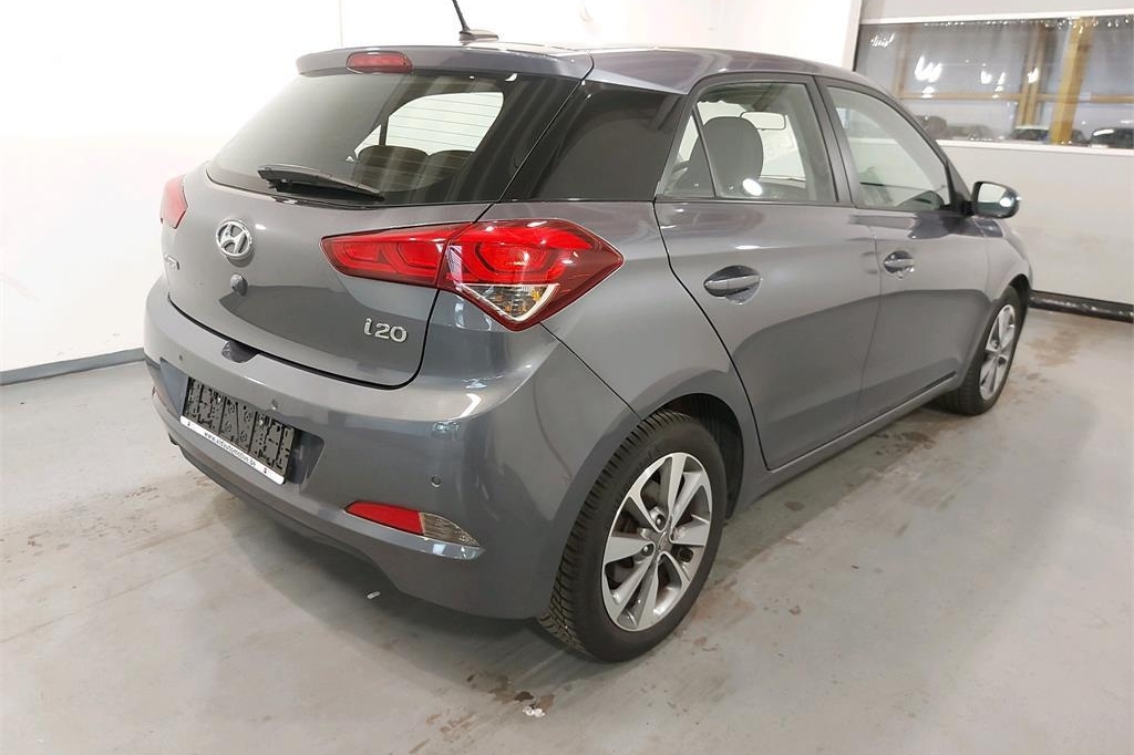Hyundai i20 2018 photo 3