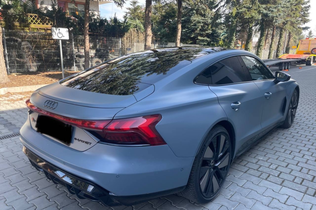 Audi RS e-tron GT S-line 2022 photo 3