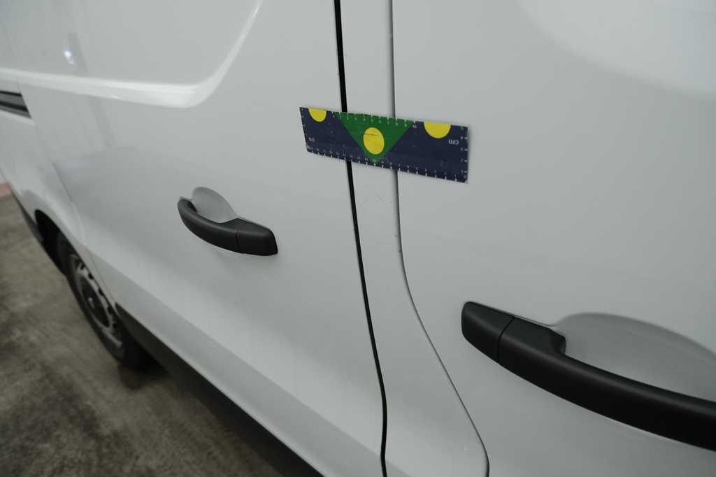 Renault Trafic 2015 photo 42