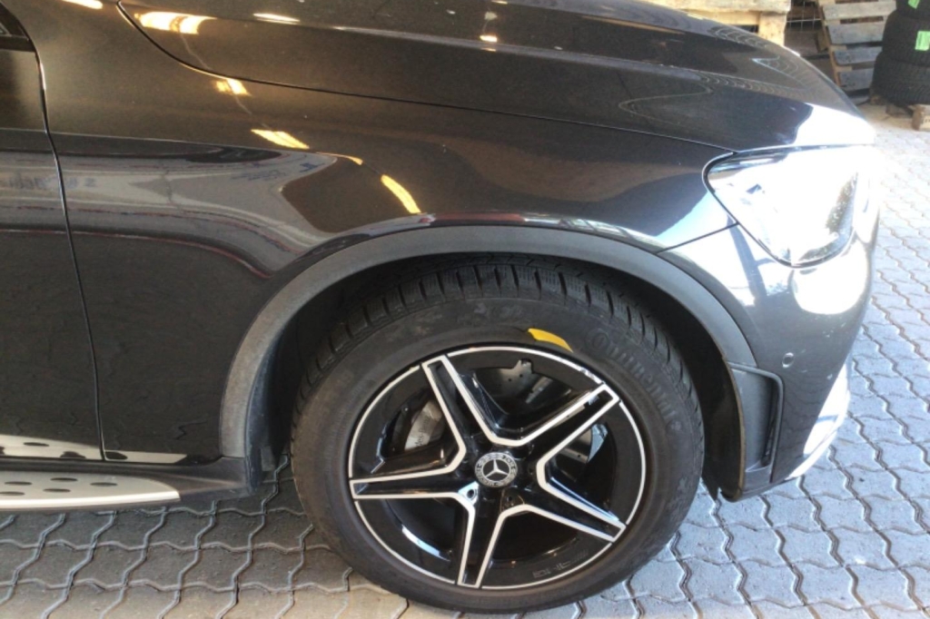 Mercedes-AMG GLC-Klasse 2021 photo 10