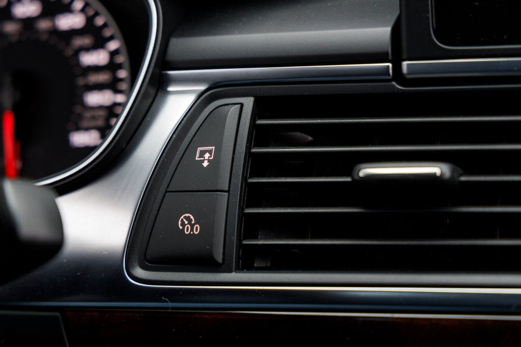 Audi A6 Quattro Premium 2012 photo 12