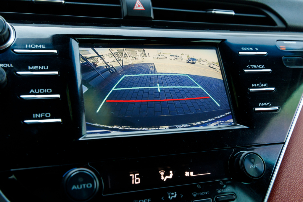 Toyota Camry 2017 фото 22