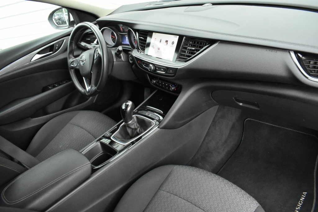Opel Insignia Sports Tourer 2018 photo 6