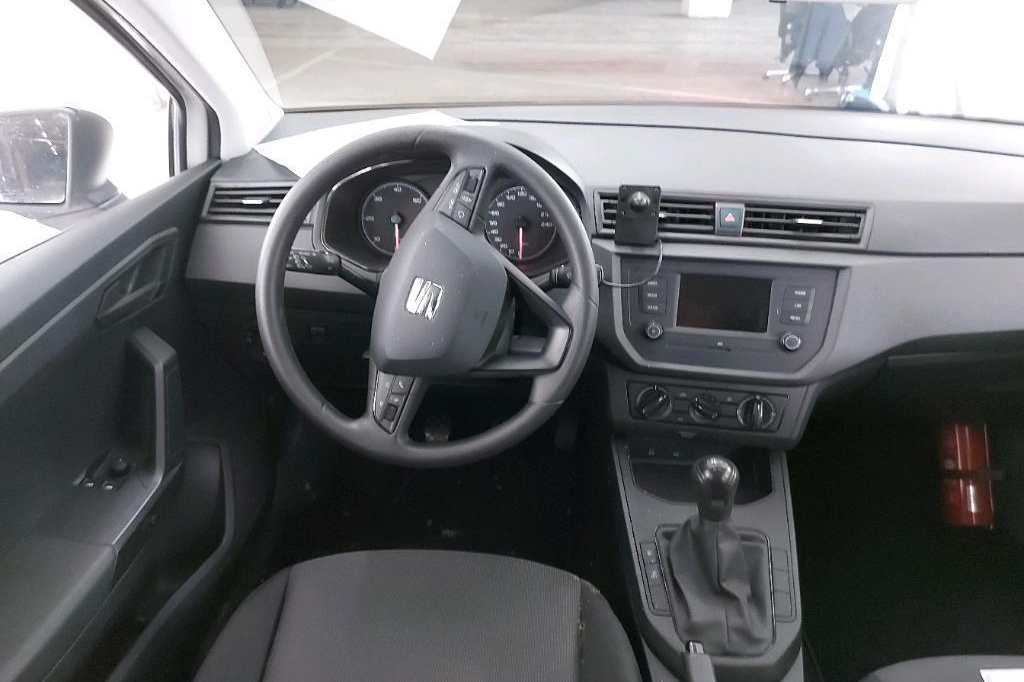 SEAT Ibiza 2018 фото 1