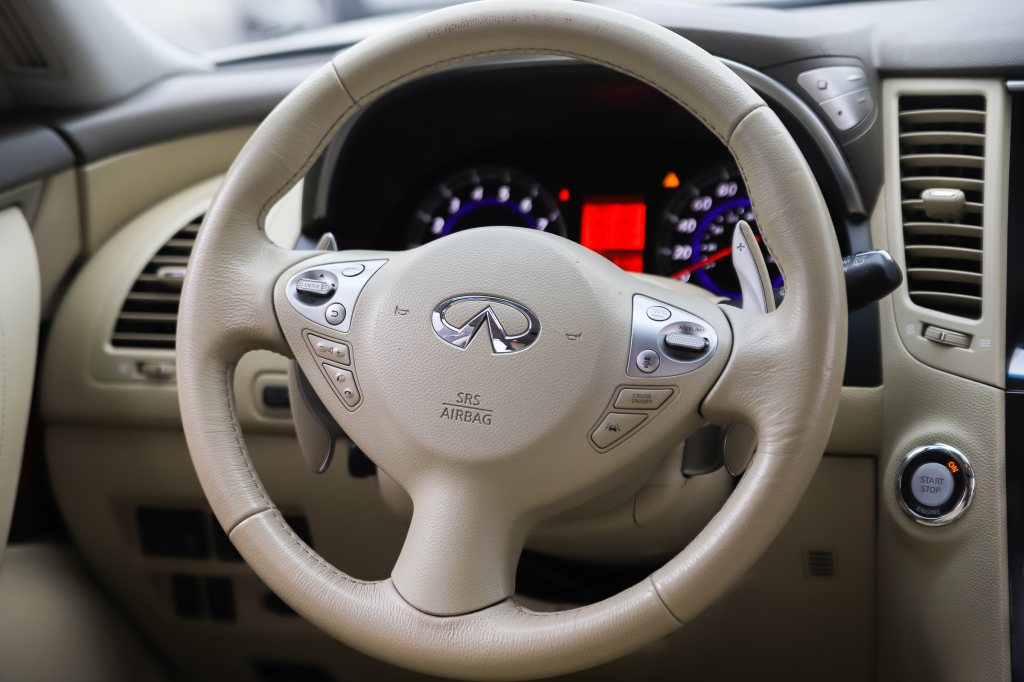 Infiniti FX 50 S 2008 фото 6