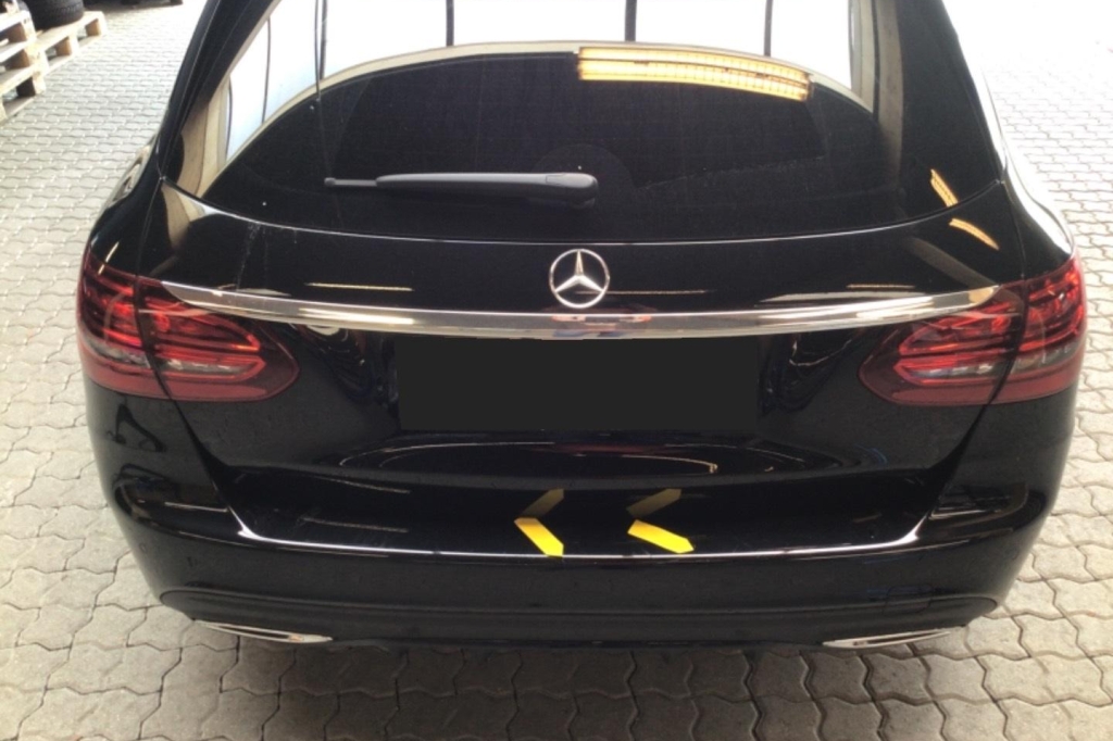 Mercedes-AMG C-Klasse 2021 photo 17