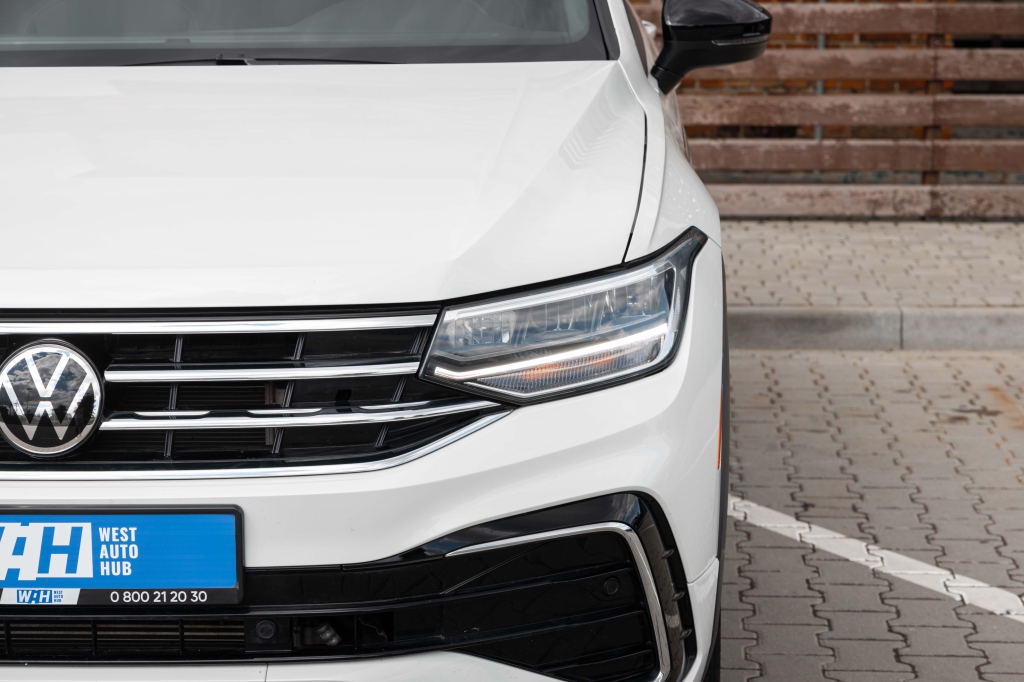 Volkswagen Tiguan SE R-Line 2022 фото Volkswagen Tiguan SE R-Line 2022 фото 1