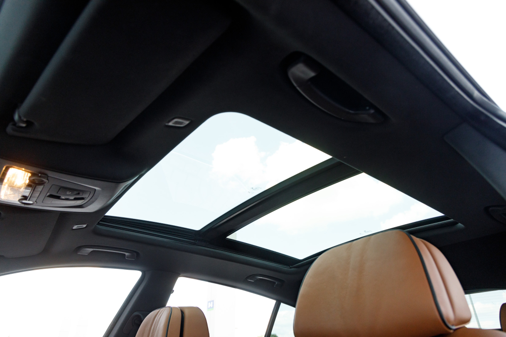 BMW 530 GT xDrive 2015 photo 10