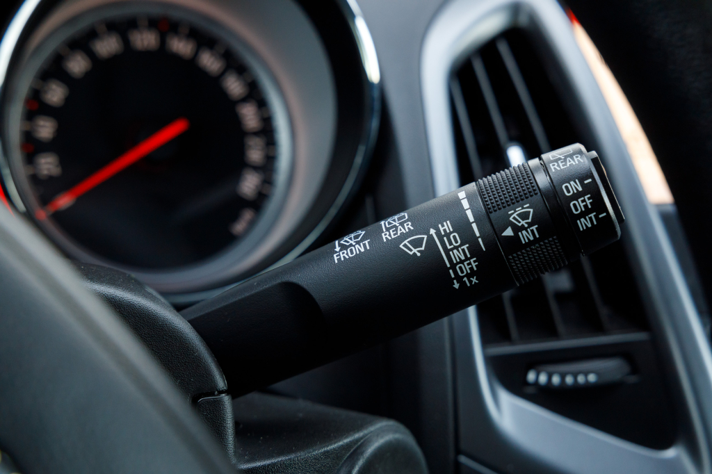 Opel Astra J 2014 фото 22