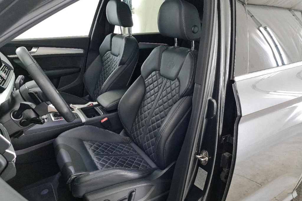 Audi Q5 2019 фото 9