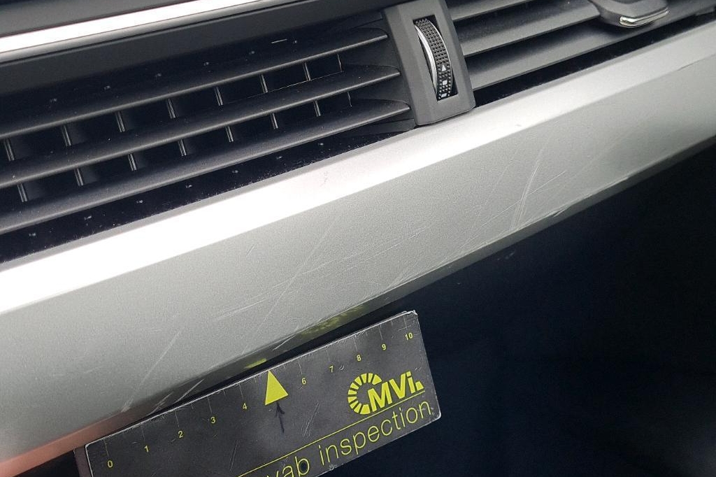 Audi A4 Avant 2018 фото 9