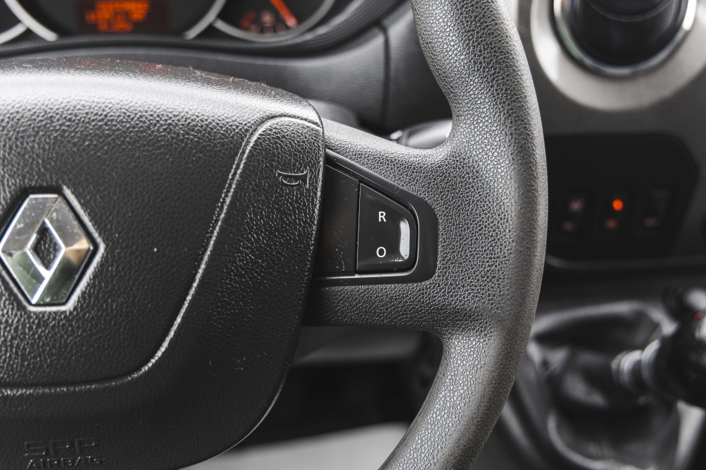 Renault Master 2018 фото Renault Master 2018 фото 19