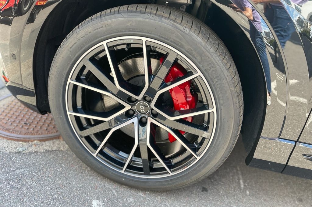 Audi SQ8 507 PS 2021 фото 4