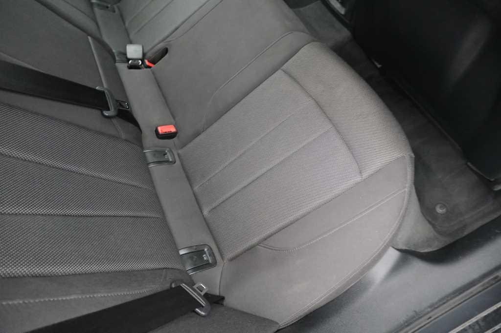 Audi A4 Avant 2016 фото 42