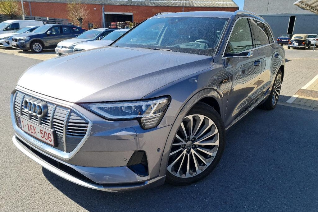 Audi e-tron 2019 photo 1