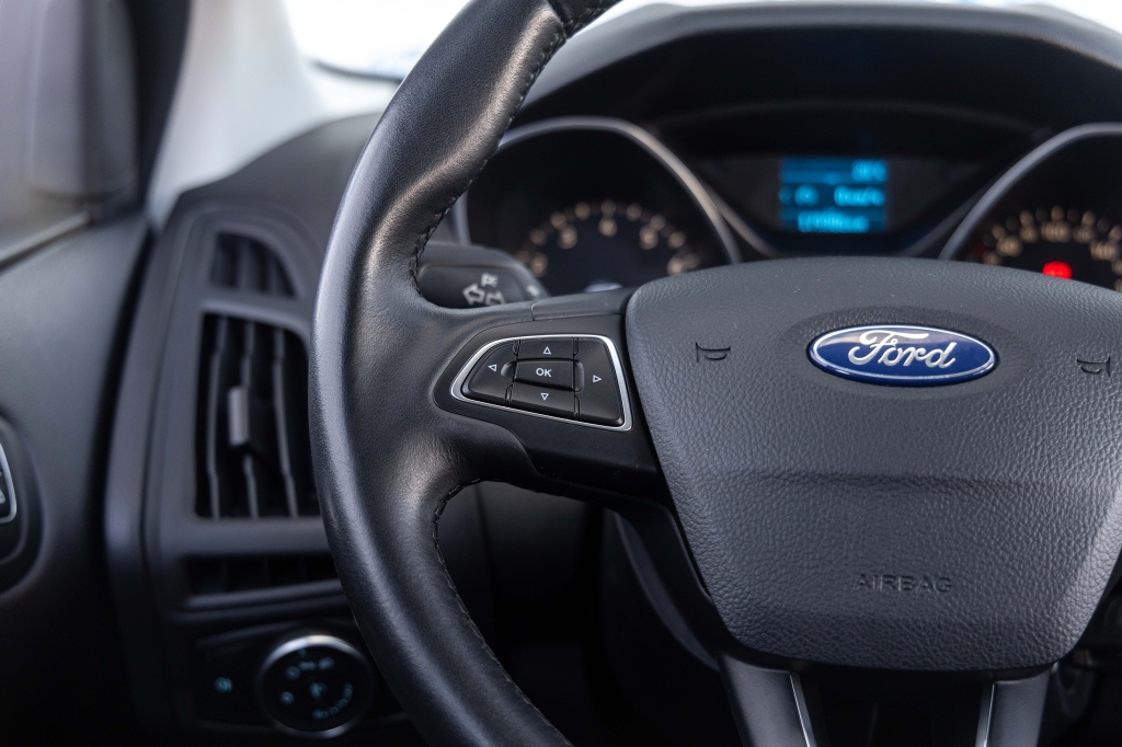Ford Focus 2016 photo 15