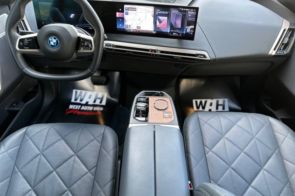 BMW iX M60 2022 фото 21