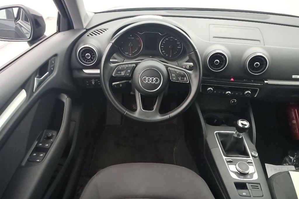 Audi A3 Sportback 2017 фото 6