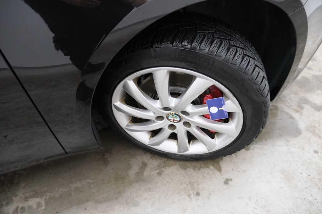 Alfa Romeo Giulietta 2016 photo 36