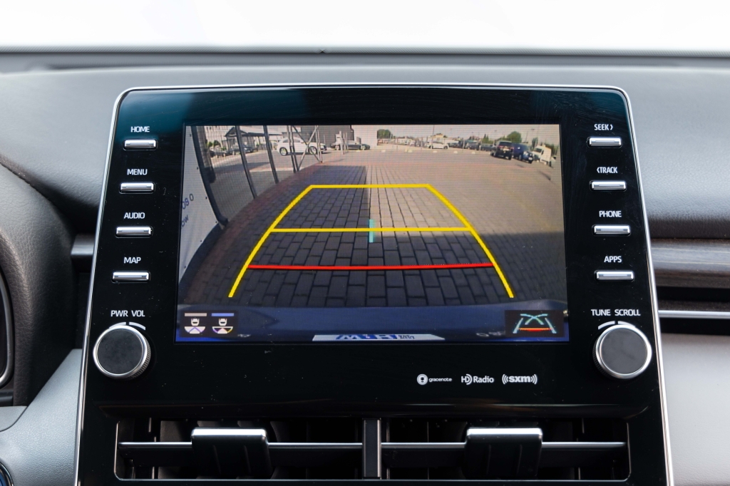 Toyota Avalon Hybrid 2020 photo 24