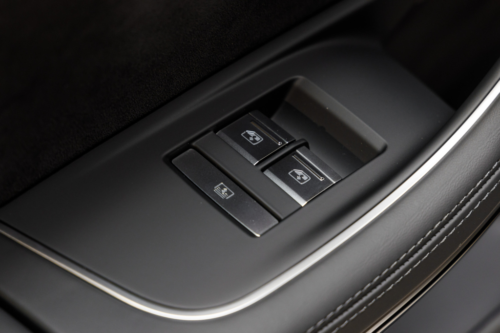 Audi A8 2020 photo 25