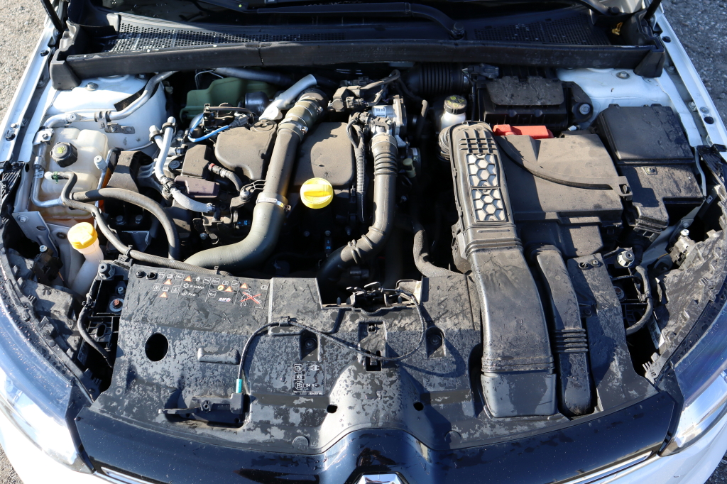 Renault Megane 2017 фото 25