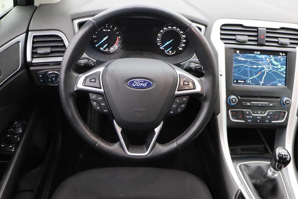 Ford Mondeo 2017 photo 1