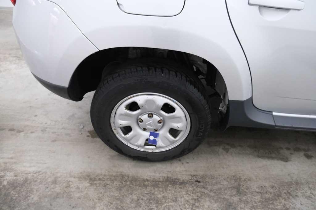 Dacia Duster 2015 photo 33