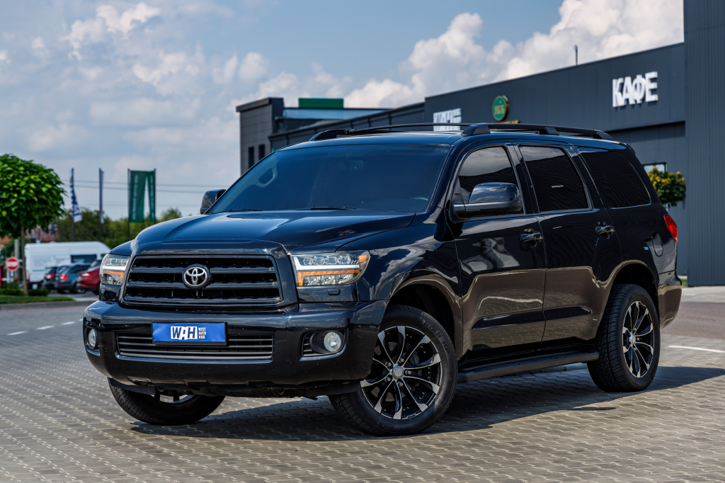 Toyota Sequoia 5.7 Dual VVT 2016 photo 1