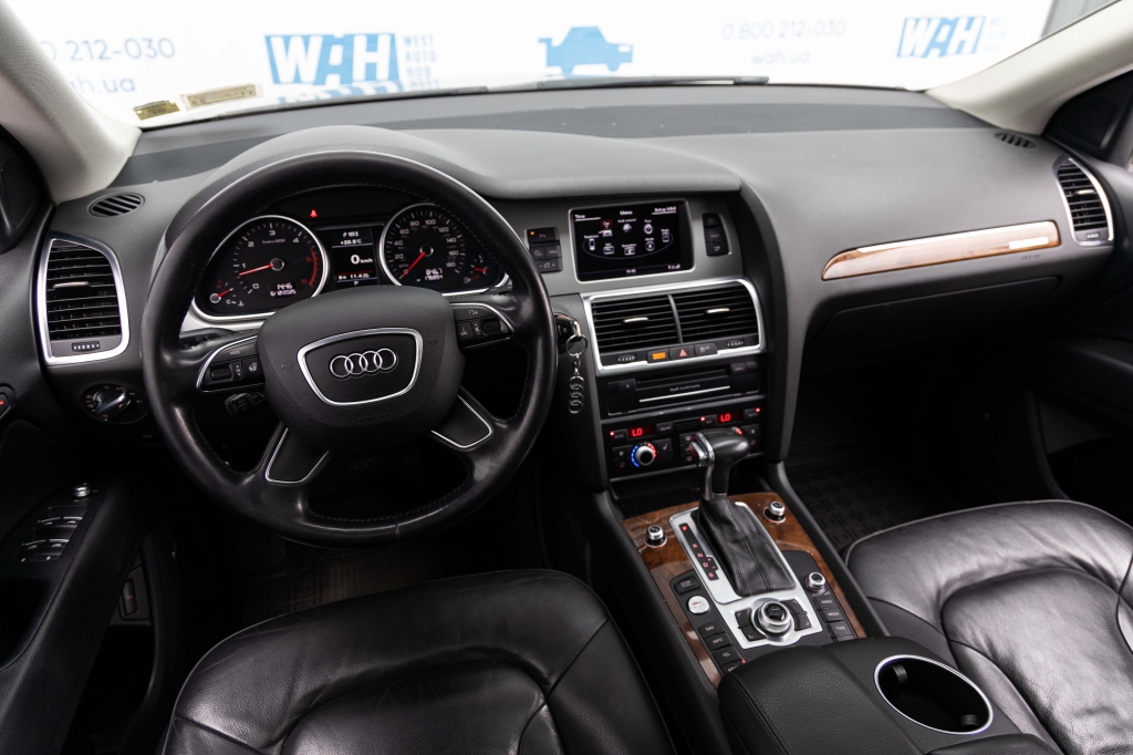 Audi Q7 2015 фото Audi Q7 2015 фото 22